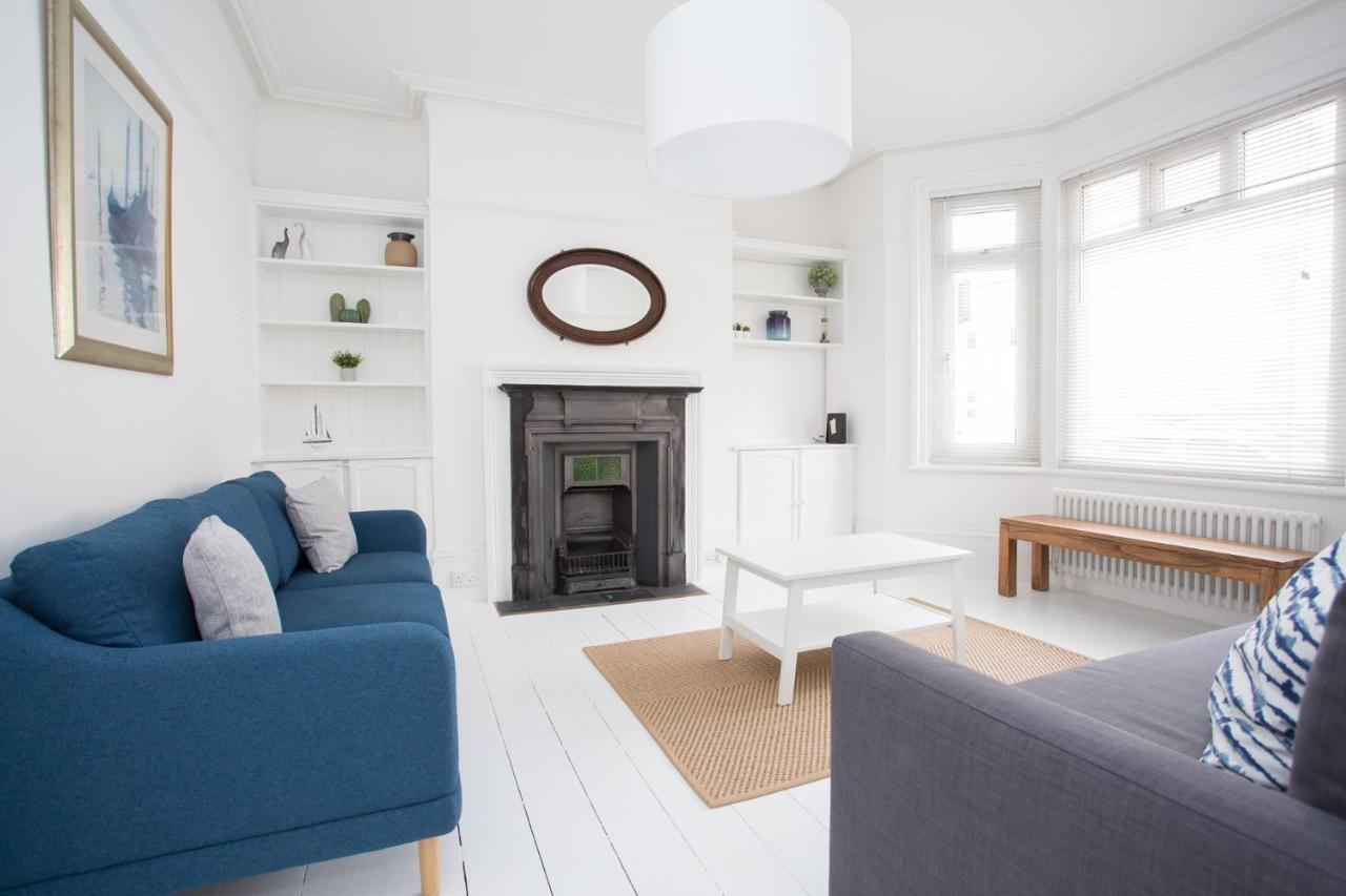 Elegant York House - On A Beach Road, Sleeps 12, With Sea Views Worthing Exterior foto